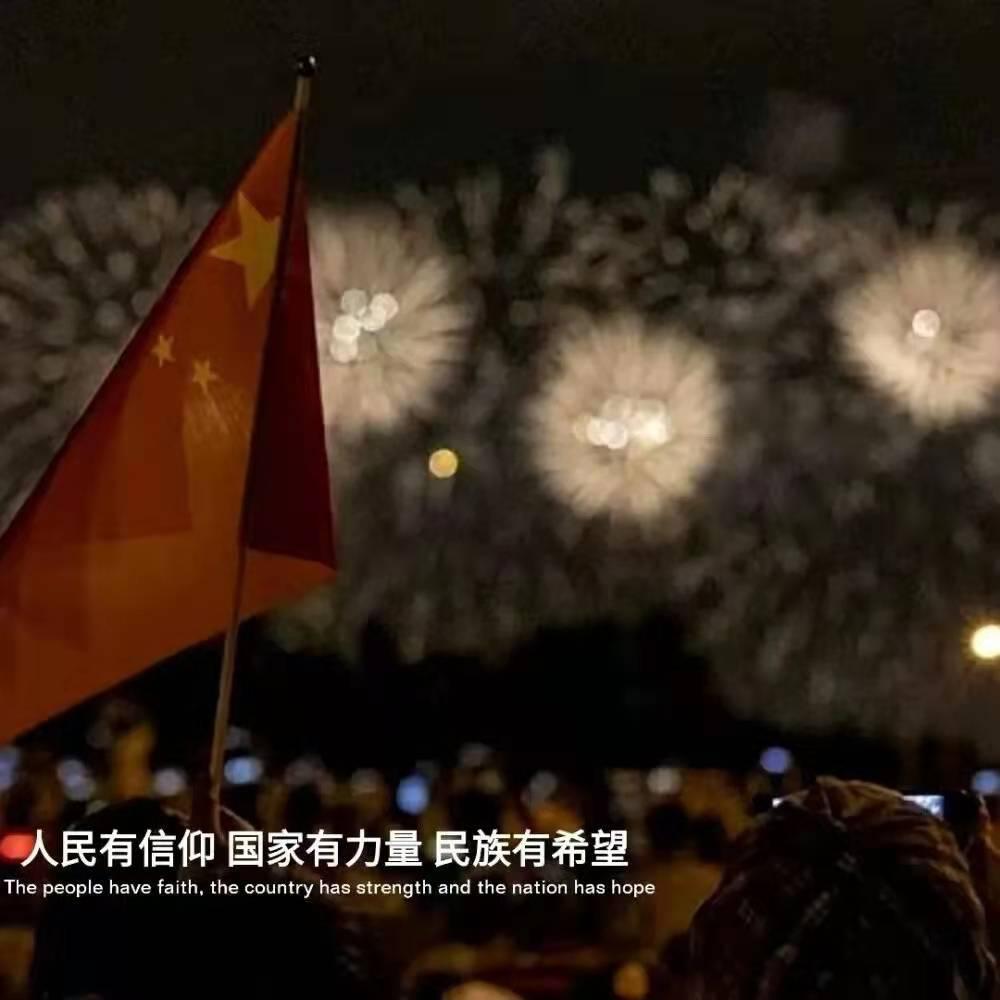 逃出昏暗的房子